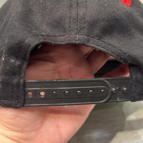 ANGRY BIRDS ROVIO EMBROIDERED BLACK GREEN PIGS SNAPBACK HAT CAP - Picture 4 of 5